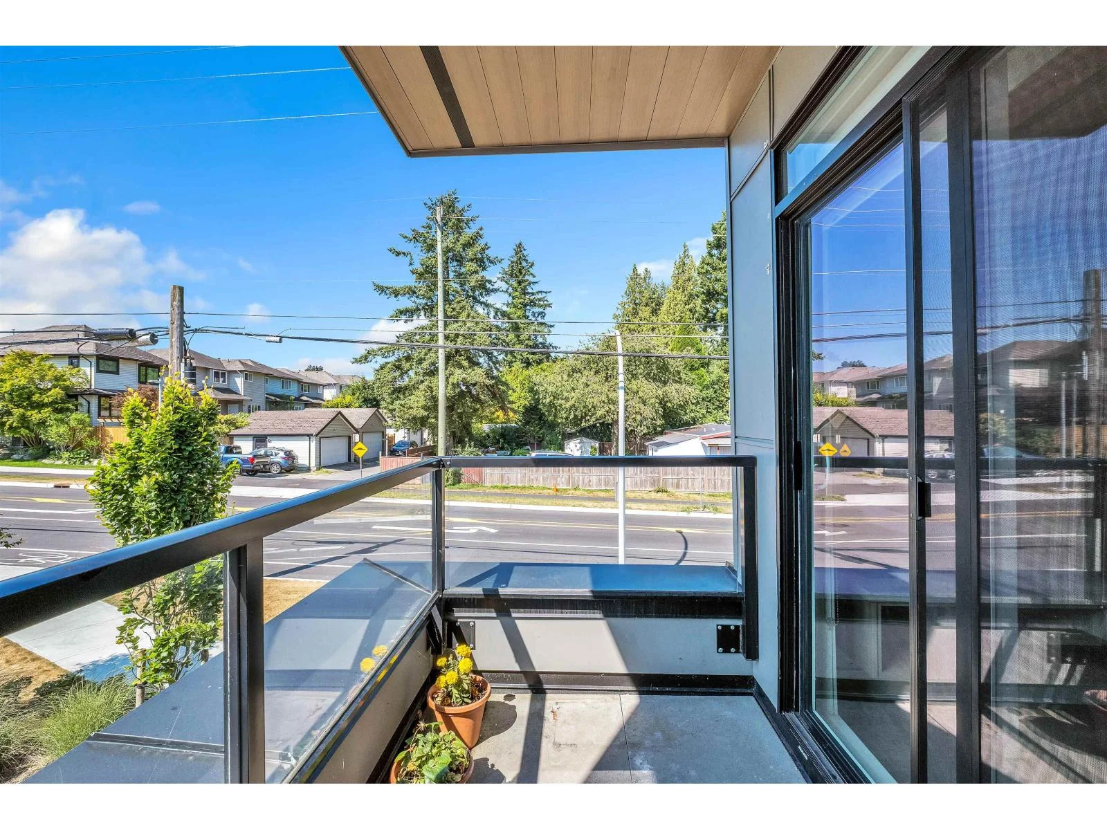 212 14818 60 Avenue, Surrey, BC