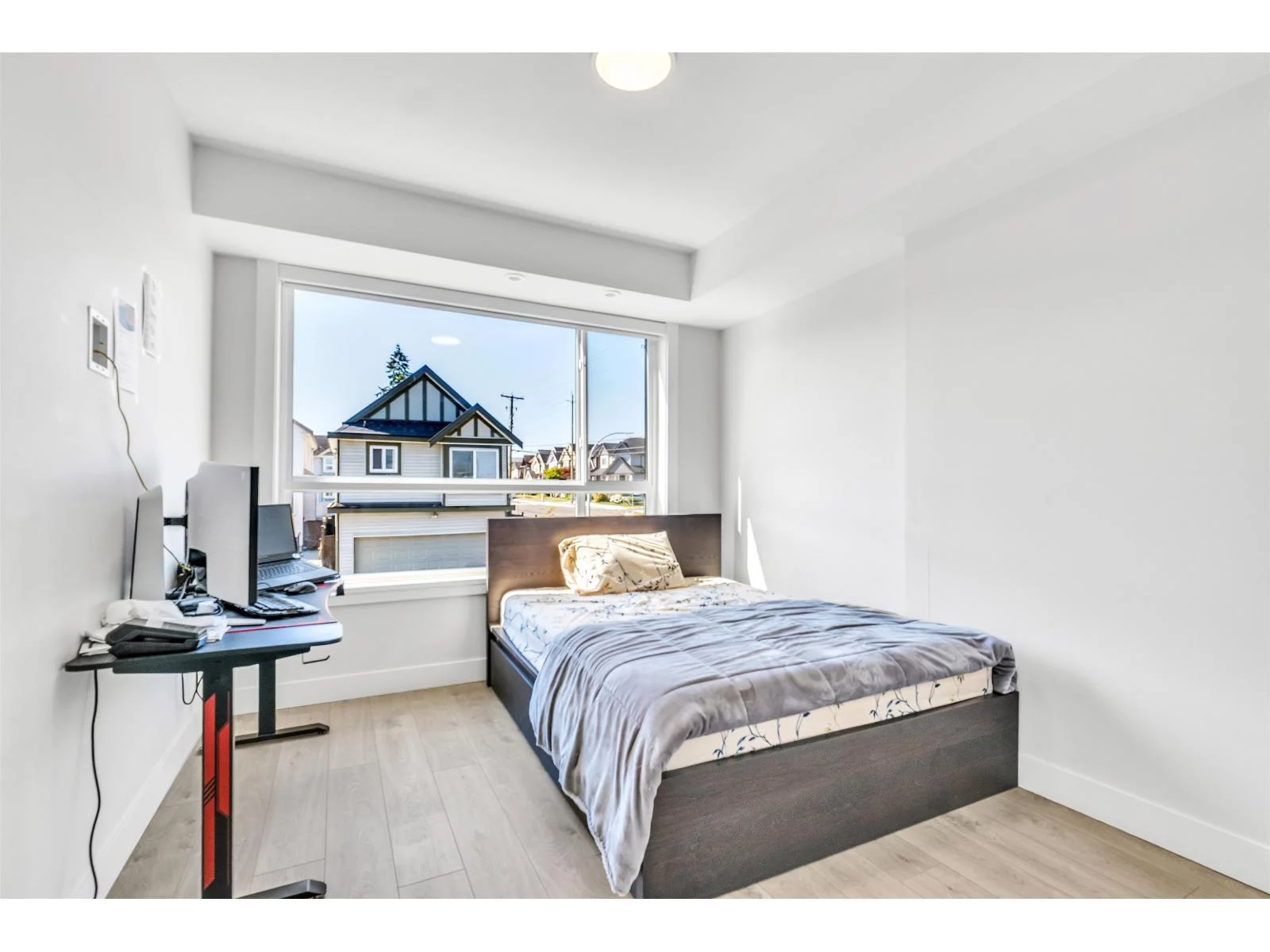 212 14818 60 Avenue, Surrey, BC