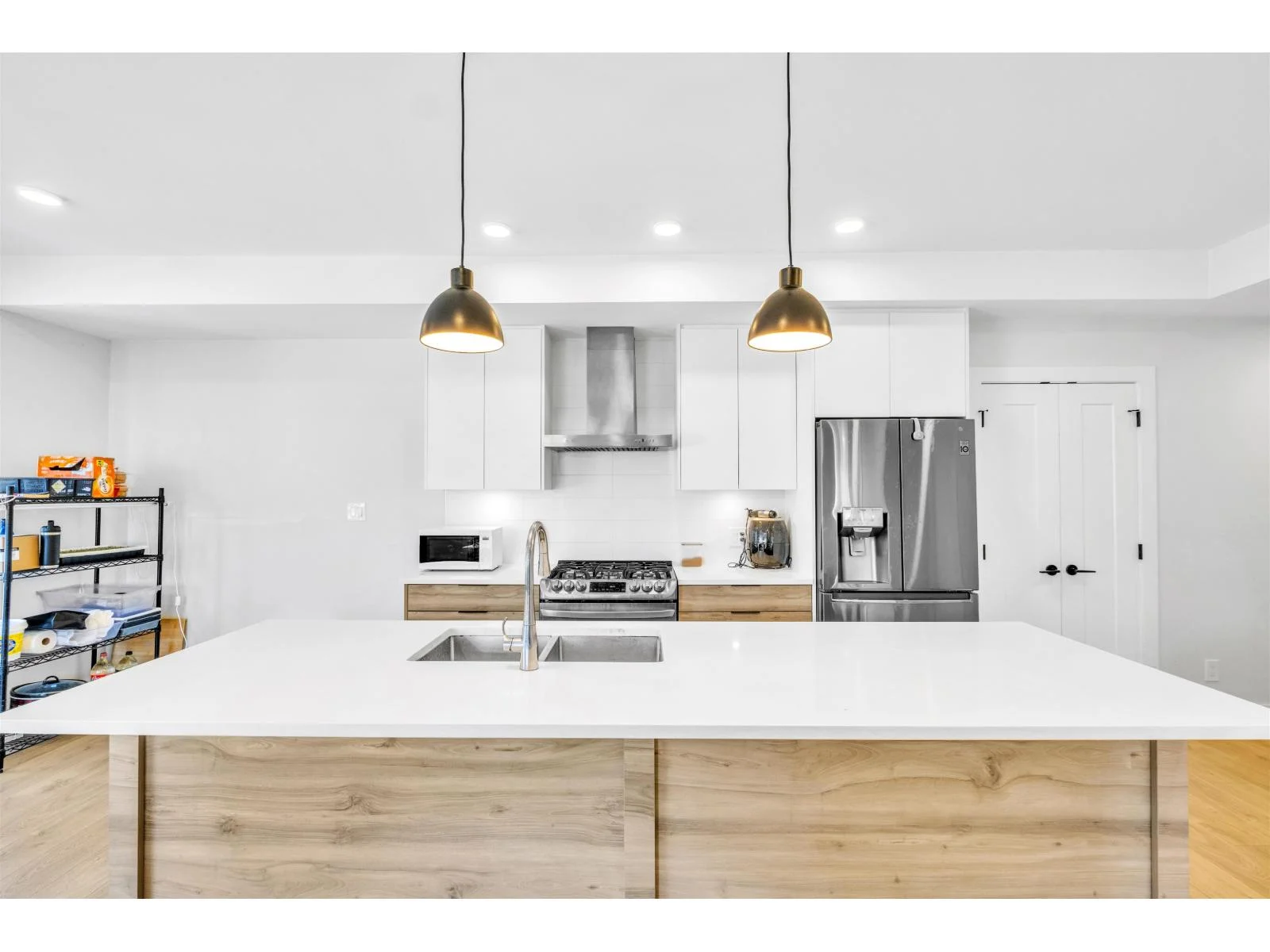 212 14818 60 Avenue, Surrey, BC